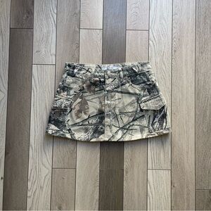 Refrain Camo Skirt